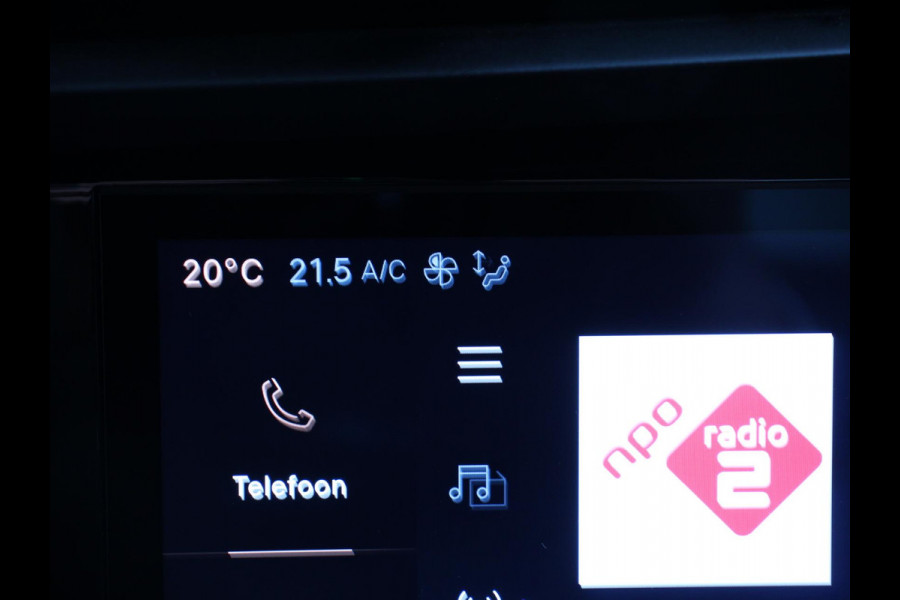Alfa Romeo junior Elettrica Automaat 156PK Adaptieve Cruise Control Full Led Matrix Parkeer sensoren Navigatie Apple Carplay / Android auto  Climate Control