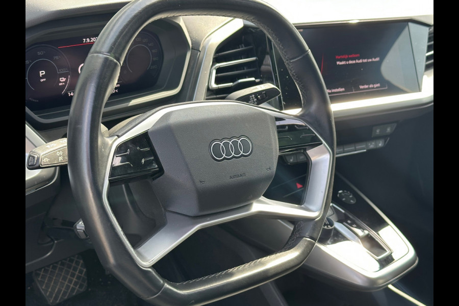 Audi Q4 e-tron 40 Launch edition Advanced Plus 77 kWh SOH 87%|STOELVERW|PANORAMADAK