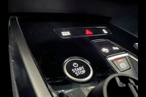 Audi Q4 e-tron 40 Launch edition Advanced Plus 77 kWh SOH 87%|STOELVERW|PANORAMADAK