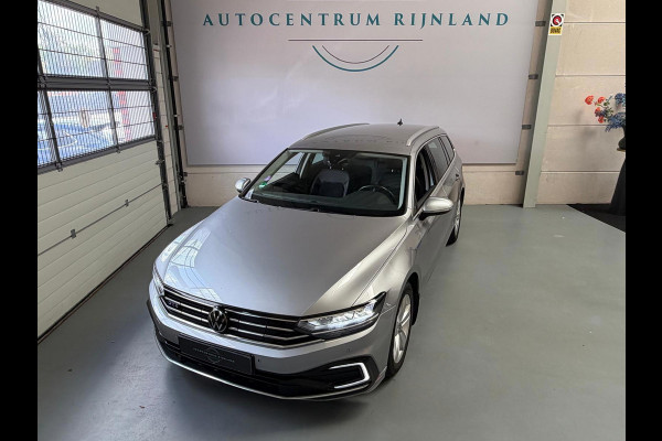 Volkswagen Passat Variant GTE 1.4 TSI PHEV Business, Automaat, Navi, Stoelverwarming, Carplay