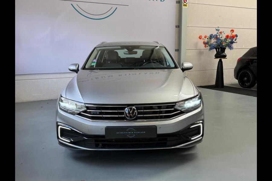 Volkswagen Passat Variant GTE 1.4 TSI PHEV Business, Automaat, Navi, Stoelverwarming, Carplay