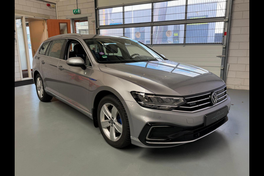 Volkswagen Passat Variant GTE 1.4 TSI PHEV Business, Automaat, Navi, Stoelverwarming, Carplay