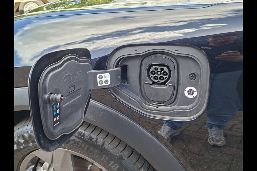 Ford Mustang Mach-E RWD 75 kWh Technology Pack Memory Pano.dak 360° B&O LEER