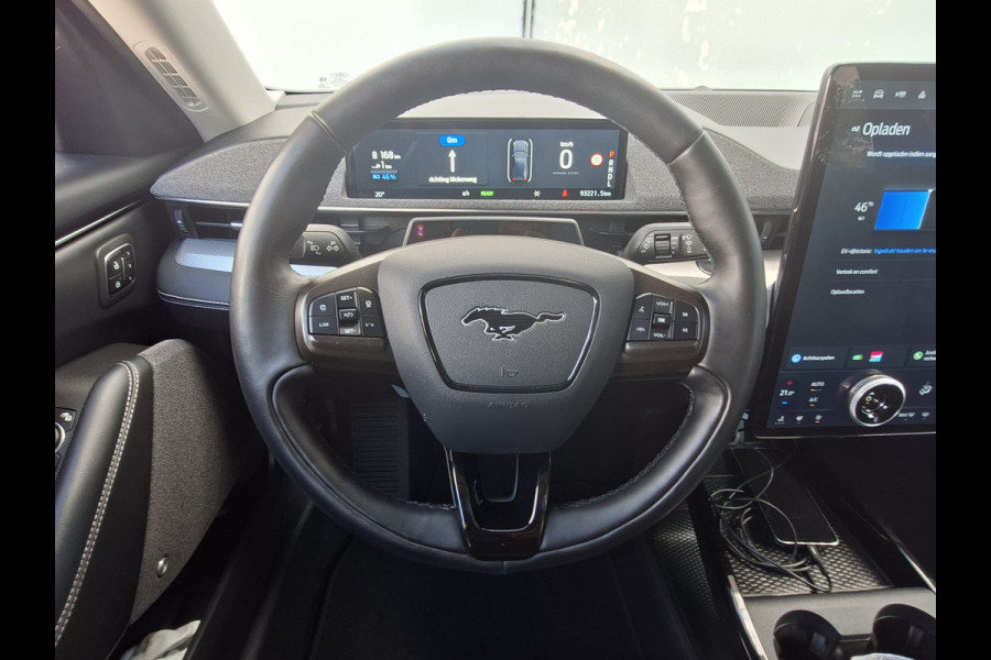 Ford Mustang Mach-E RWD 75 kWh Technology Pack Memory Pano.dak 360° B&O LEER