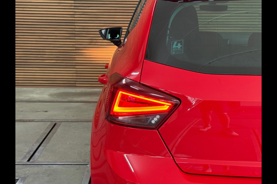 Seat Ibiza 1.0 TSI Style Business Intense | NAP | 95PK | ACC | Camera | Parkeersensoren | LED | Touchscreen | Cruise Control