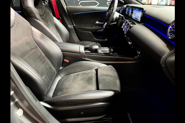 Mercedes-Benz A-Klasse 180 Premium Plus 35 AMG-Aerodynamic PANO NAP