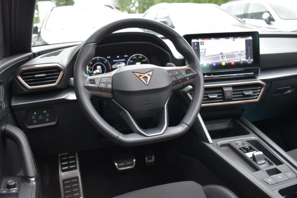 CUPRA Leon 1.4 e-Hybrid VZ Business Pano Keyless Lane Camera