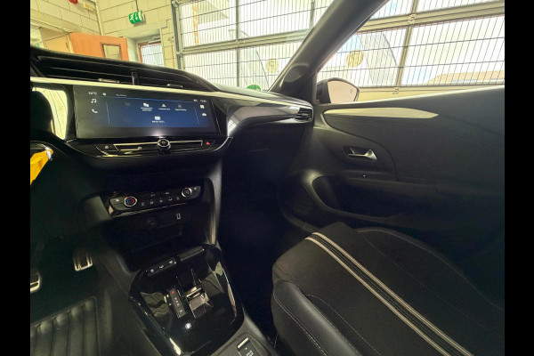 Opel Corsa 1.2 Turbo Hybrid GS Automaat, Camera, Cruisecontrol, Stuur/stoelverwarming, 1 jaar bovag garantie