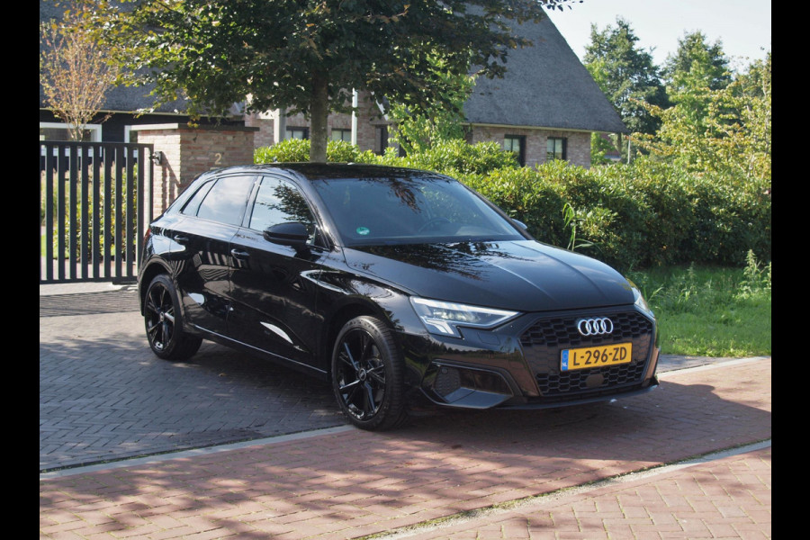 Audi A3 Sportback 40 TFSI e Business edition | Apple Carplay | Sportstoelen | DAB | Navi | NL-Auto |