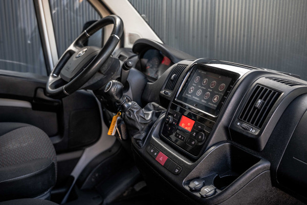 Opel Movano L2H2 | 140PK | 3-Zits | Camera | Carplay | Cruise | Climate | Trekhaak