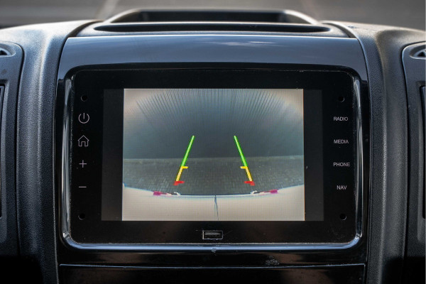 Opel Movano L2H2 | 140PK | 3-Zits | Camera | Carplay | Cruise | Climate | Trekhaak