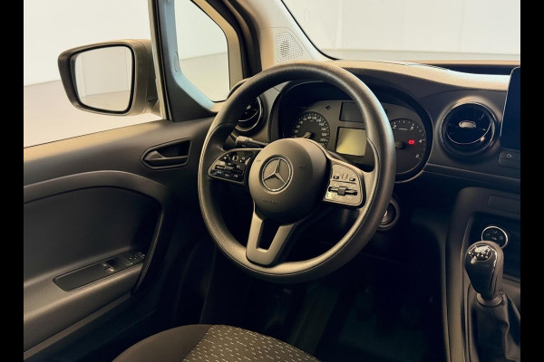 Mercedes-Benz Citan 108 CDI L1 Pro LM VELG. TREKHAAK. . CRUISE CONTROL . SLECHTS 47.000 KM . 1E EIG. ANDRIOD AUTO & APPLE CARPLAY .