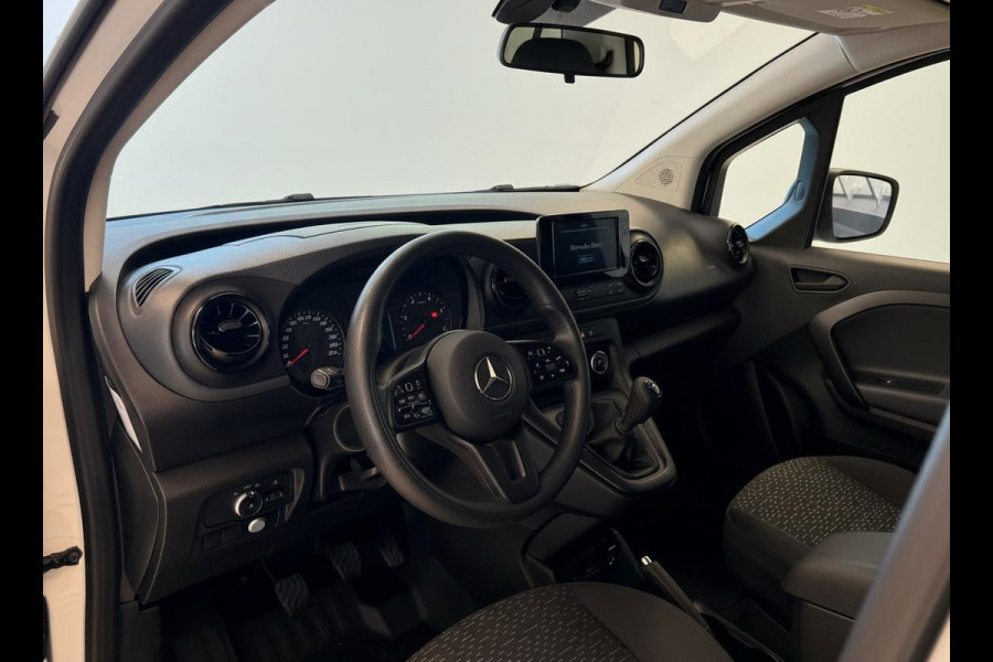 Mercedes-Benz Citan 108 CDI L1 Pro LM VELG. TREKHAAK. . CRUISE CONTROL . SLECHTS 47.000 KM . 1E EIG. ANDRIOD AUTO & APPLE CARPLAY .