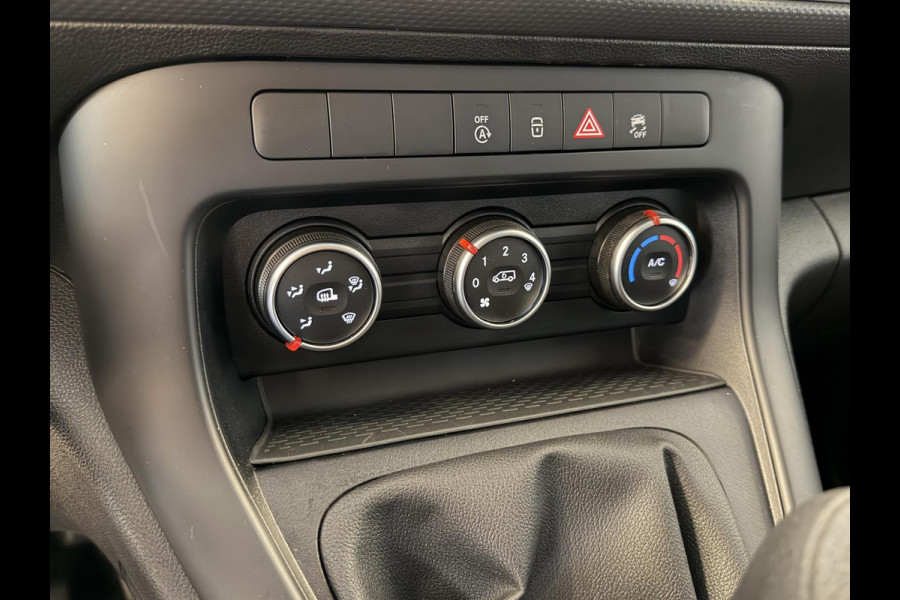 Mercedes-Benz Citan 108 CDI L1 Pro LM VELG. TREKHAAK. . CRUISE CONTROL . SLECHTS 47.000 KM . 1E EIG. ANDRIOD AUTO & APPLE CARPLAY .