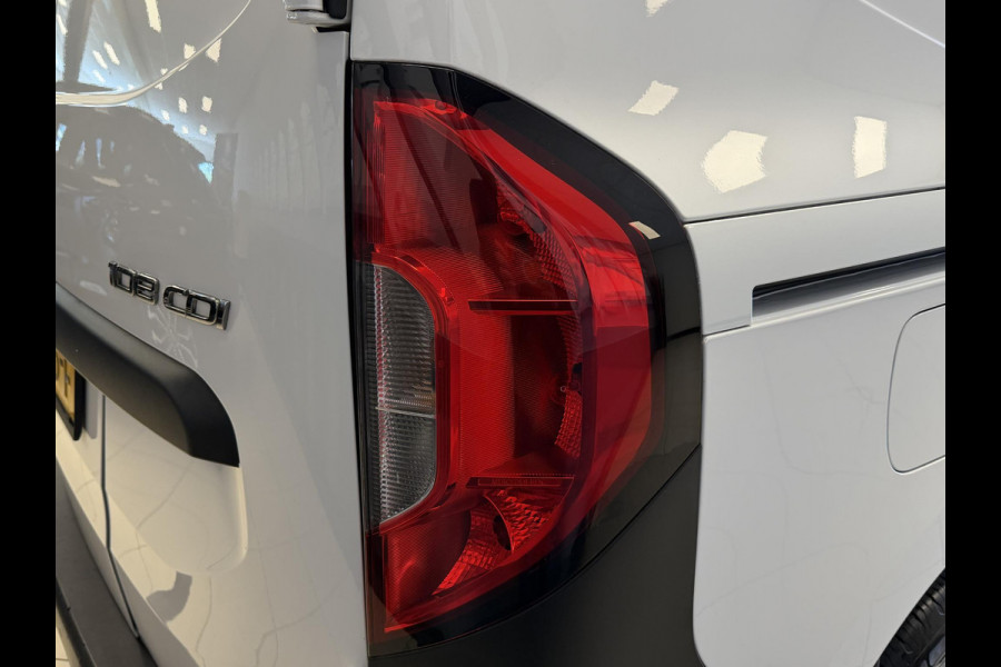Mercedes-Benz Citan 108 CDI L1 Pro LM VELG. TREKHAAK. . CRUISE CONTROL . SLECHTS 47.000 KM . 1E EIG. ANDRIOD AUTO & APPLE CARPLAY .
