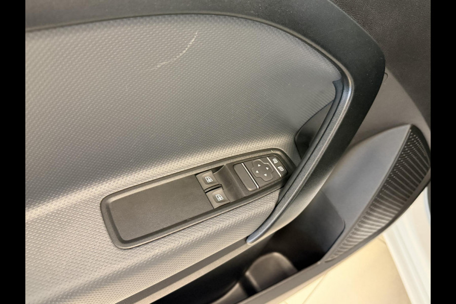 Mercedes-Benz Citan 108 CDI L1 Pro LM VELG. TREKHAAK. . CRUISE CONTROL . SLECHTS 47.000 KM . 1E EIG. ANDRIOD AUTO & APPLE CARPLAY .