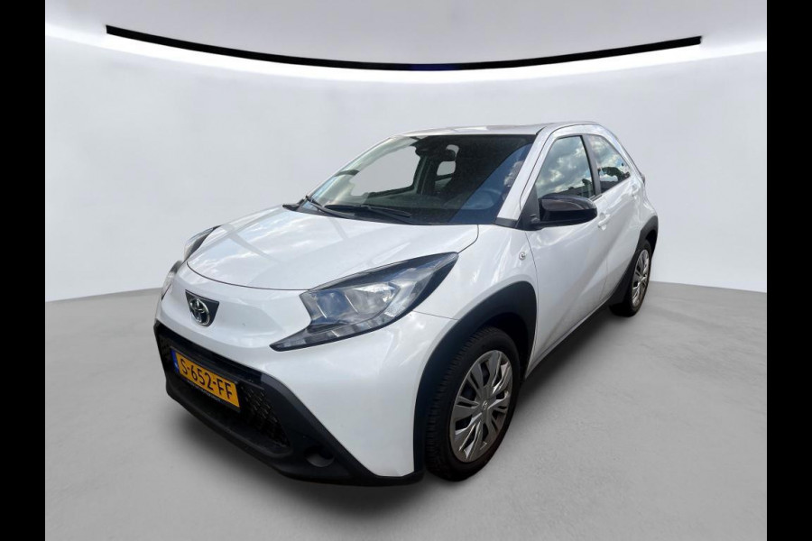 Toyota Aygo X 1.0 VVT-i Play | Adaptive Cruise | Camera | DAB