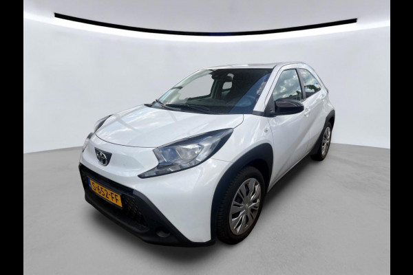 Toyota Aygo X 1.0 VVT-i Play | Adaptive Cruise | Camera | DAB