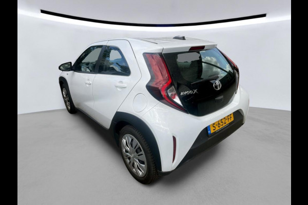 Toyota Aygo X 1.0 VVT-i Play | Adaptive Cruise | Camera | DAB