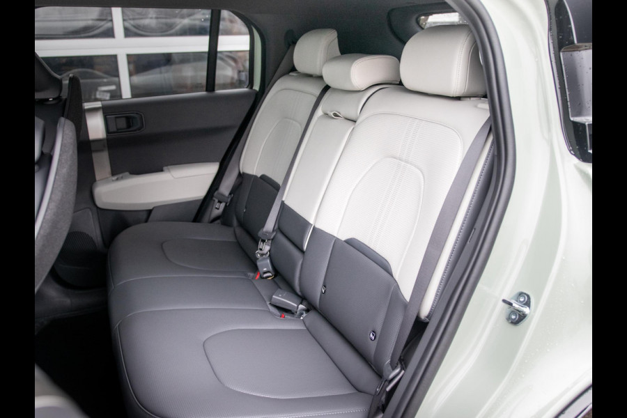 Kia EV3 GT-Line Business Edition 81.4 kWh | Actieprijs* | Navi. | Clima. | Adapt. Cruise. | Parkeersensoren | Dodehoekassistentie | Stoel&Stuur Verwarming | GT-Line Vegan Lederen Stoelbekleding