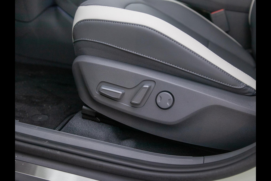 Kia EV3 GT-Line Business Edition 81.4 kWh | Actieprijs* | Navi. | Clima. | Adapt. Cruise. | Parkeersensoren | Dodehoekassistentie | Stoel&Stuur Verwarming | GT-Line Vegan Lederen Stoelbekleding