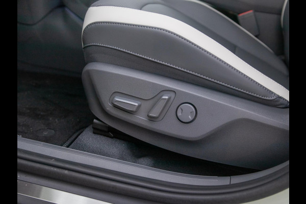 Kia EV3 GT-Line Business Edition 81.4 kWh | Actieprijs* | Navi. | Clima. | Adapt. Cruise. | Parkeersensoren | Dodehoekassistentie | Stoel&Stuur Verwarming | GT-Line Vegan Lederen Stoelbekleding