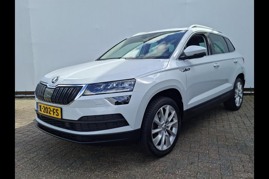 Škoda Karoq 1.5 TSI ACT Style Pano 360° Carplay Trekhaak Business Sportline