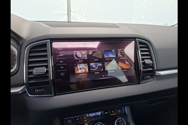 Škoda Karoq 1.5 TSI ACT Style Pano 360° Carplay Trekhaak Business Sportline
