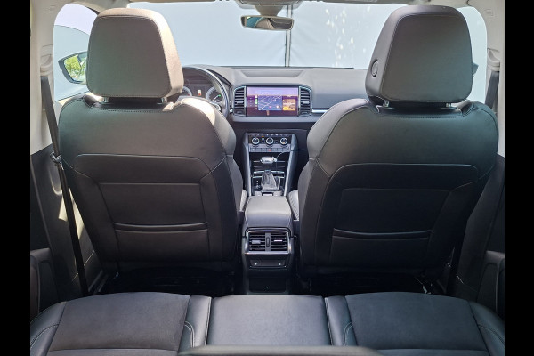 Škoda Karoq 1.5 TSI ACT Style Pano 360° Carplay Trekhaak Business Sportline