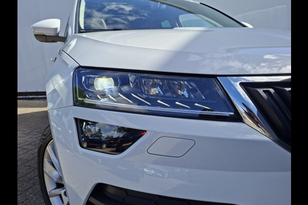 Škoda Karoq 1.5 TSI ACT Style Pano 360° Carplay Trekhaak Business Sportline