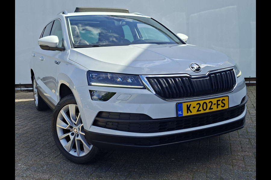 Škoda Karoq 1.5 TSI ACT Style Pano 360° Carplay Trekhaak Business Sportline