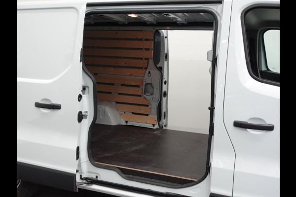 Renault Trafic 2.0 Blue dCi 150PK T30 L2H1 Advance Airco Bluetooth Camera Cruise Control Parkeersensoren Trekhaak