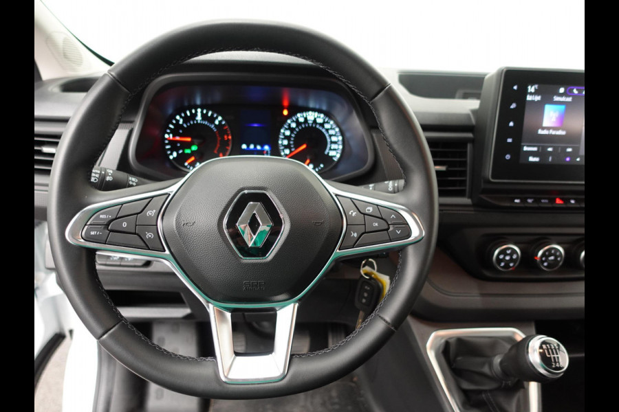 Renault Trafic 2.0 Blue dCi 150PK T30 L2H1 Advance Airco Bluetooth Camera Cruise Control Parkeersensoren Trekhaak