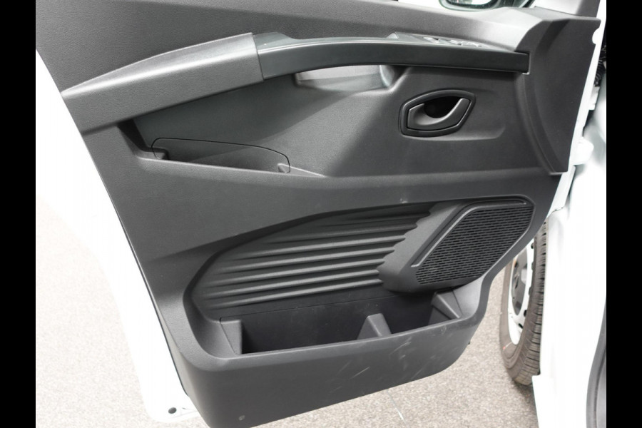 Renault Trafic 2.0 Blue dCi 150PK T30 L2H1 Advance Airco Bluetooth Camera Cruise Control Parkeersensoren Trekhaak