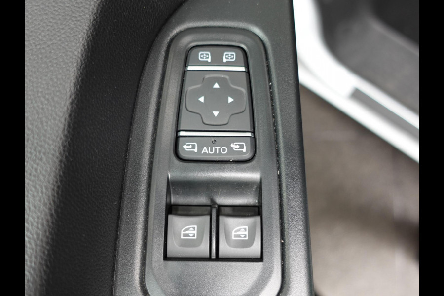 Renault Trafic 2.0 Blue dCi 150PK T30 L2H1 Advance Airco Bluetooth Camera Cruise Control Parkeersensoren Trekhaak