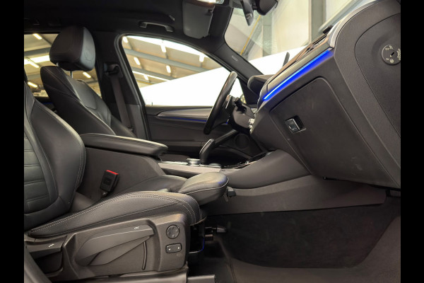 BMW X3 XDrive20i High Executive / M-pakket / Shadow Line / HUD