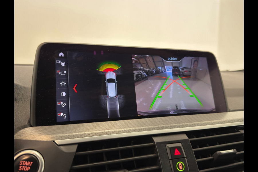 BMW X3 XDrive20i High Executive / M-pakket / Shadow Line / HUD