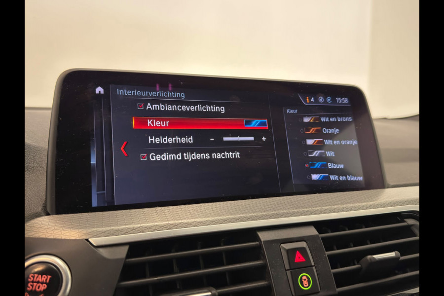 BMW X3 XDrive20i High Executive / M-pakket / Shadow Line / HUD