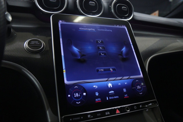 Mercedes-Benz C-Klasse 300 E AMG Line PANO/CARPLAY/SFEERV/CAMERA/BOMVOL
