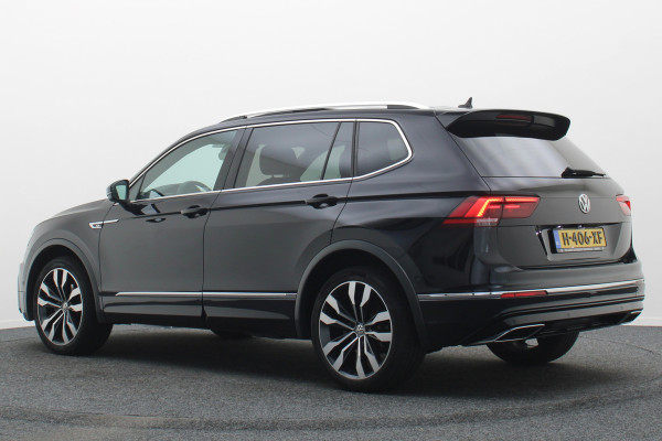 Volkswagen Tiguan Allspace 1.5 TSI Highline Business R 7p. Panoramadak, Keyless, ACC, Trekhaak, Apple Carplay, Camera, 20"
