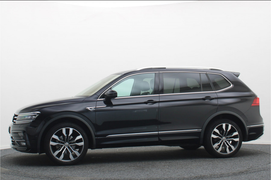 Volkswagen Tiguan Allspace 1.5 TSI Highline Business R 7p. Panoramadak, Keyless, ACC, Trekhaak, Apple Carplay, Camera, 20"