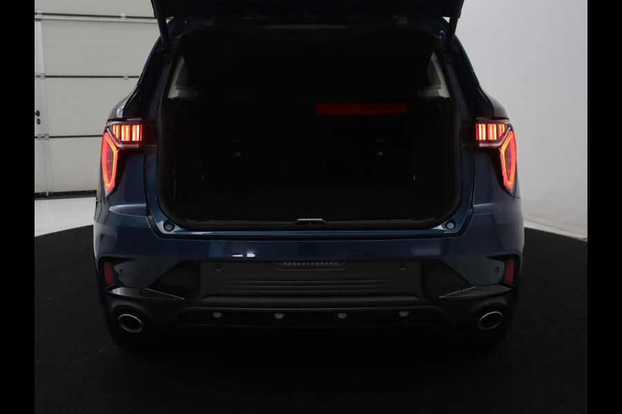 Lynk & Co 1 1.5 Plug In | Panorama | Infinty by Harman | Carplay | 360 Camera | Adaptive Cruise