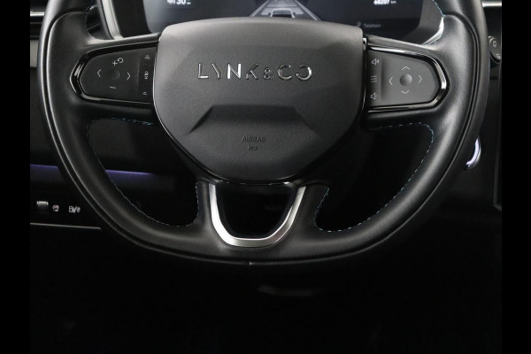 Lynk & Co 1 1.5 Plug In | Panorama | Infinty by Harman | Carplay | 360 Camera | Adaptive Cruise