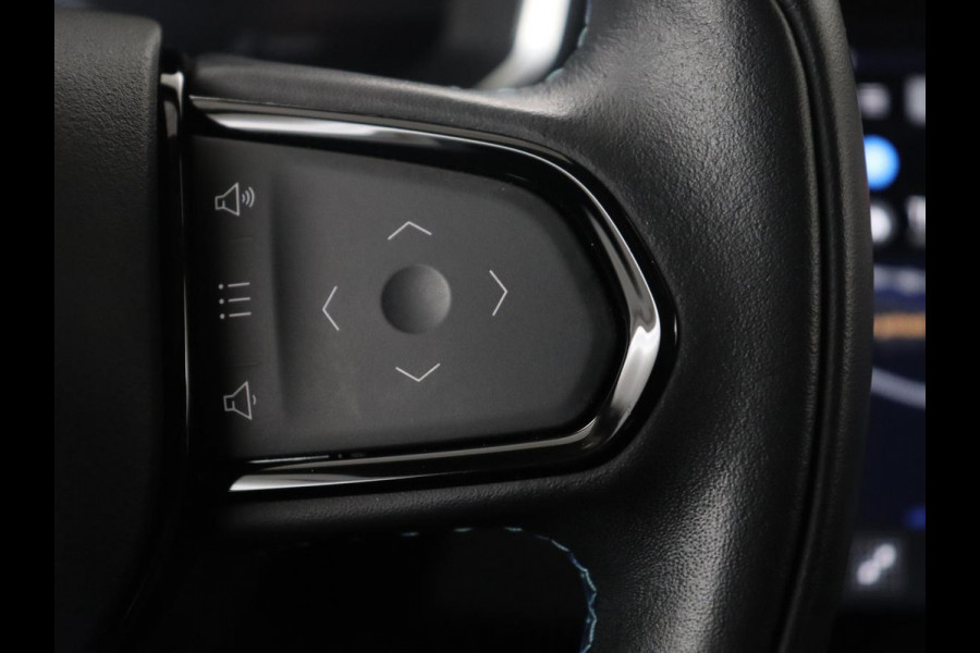 Lynk & Co 1 1.5 Plug In | Panorama | Infinty by Harman | Carplay | 360 Camera | Adaptive Cruise