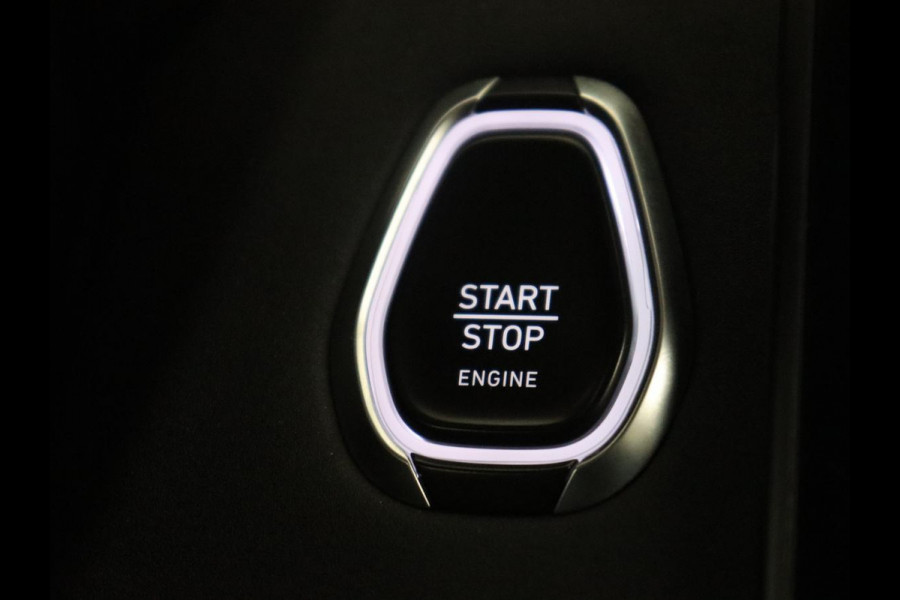 Lynk & Co 1 1.5 Plug In | Panorama | Infinty by Harman | Carplay | 360 Camera | Adaptive Cruise