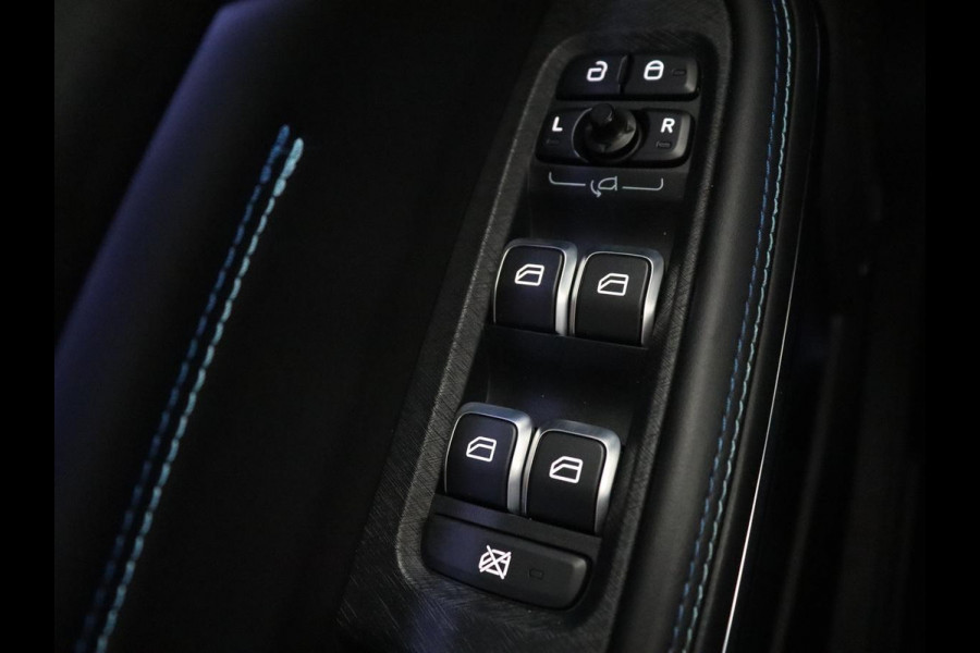 Lynk & Co 1 1.5 Plug In | Panorama | Infinty by Harman | Carplay | 360 Camera | Adaptive Cruise