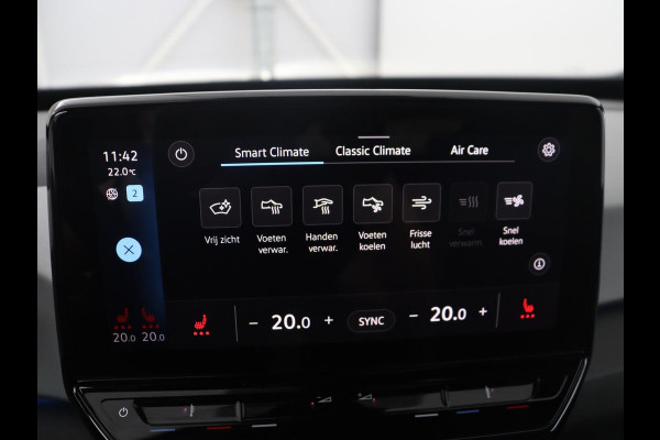 Volkswagen ID.3 First Plus 58 kWh | SOH 91,4% | Camera | LED | Stoelverwarming | LM-Velgen |