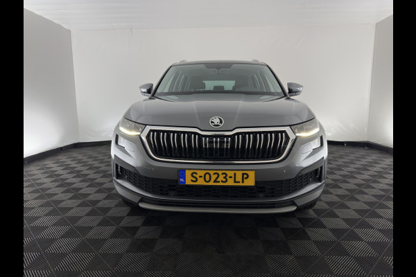 Škoda Kodiaq 1.5 TSI Business Edition [7-Pers.] (INCL-BTW) Aut. *LEATHER-FABRIC | FULL-LED | DIGI-COCKPIT | ADAPTIVE-CRUISE | HEATED-SPORTSEATS | CAMERA | KEYLESS | NAVI-FULLMAP | AMBIENTLIGHT | DAB+ | SHIFTPADDLES | ECC | PDC | 19''ALU*