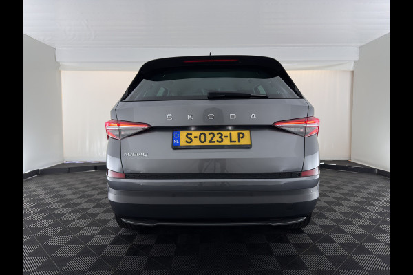 Škoda Kodiaq 1.5 TSI Business Edition [7-Pers.] (INCL-BTW) Aut. *LEATHER-FABRIC | FULL-LED | DIGI-COCKPIT | ADAPTIVE-CRUISE | HEATED-SPORTSEATS | CAMERA | KEYLESS | NAVI-FULLMAP | AMBIENTLIGHT | DAB+ | SHIFTPADDLES | ECC | PDC | 19''ALU*