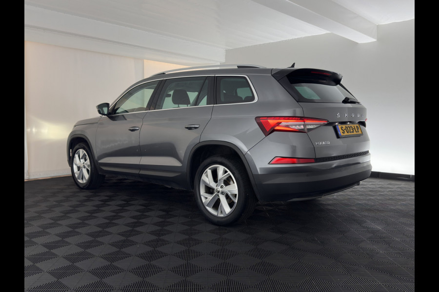 Škoda Kodiaq 1.5 TSI Business Edition [7-Pers.] (INCL-BTW) Aut. *LEATHER-FABRIC | FULL-LED | DIGI-COCKPIT | ADAPTIVE-CRUISE | HEATED-SPORTSEATS | CAMERA | KEYLESS | NAVI-FULLMAP | AMBIENTLIGHT | DAB+ | SHIFTPADDLES | ECC | PDC | 19''ALU*